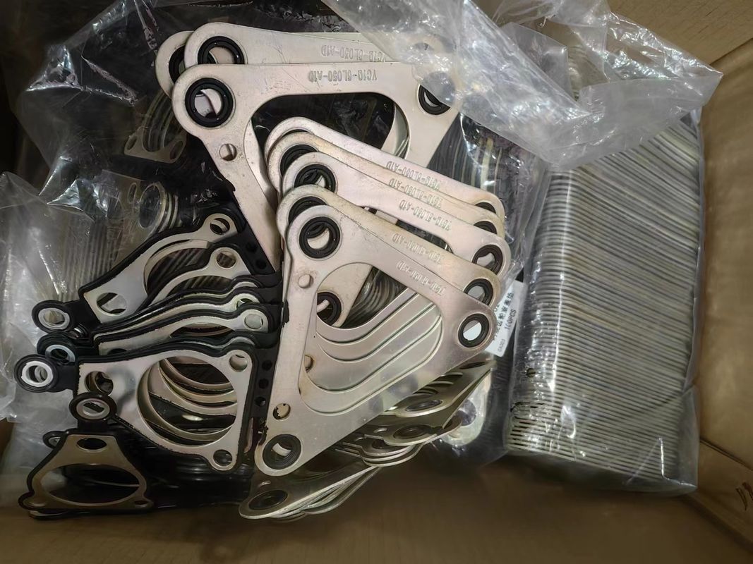 15 x 10 x 5 cm pièces détachées automobiles joints triangulaires Ford Transit BC1Q-6L050-A2