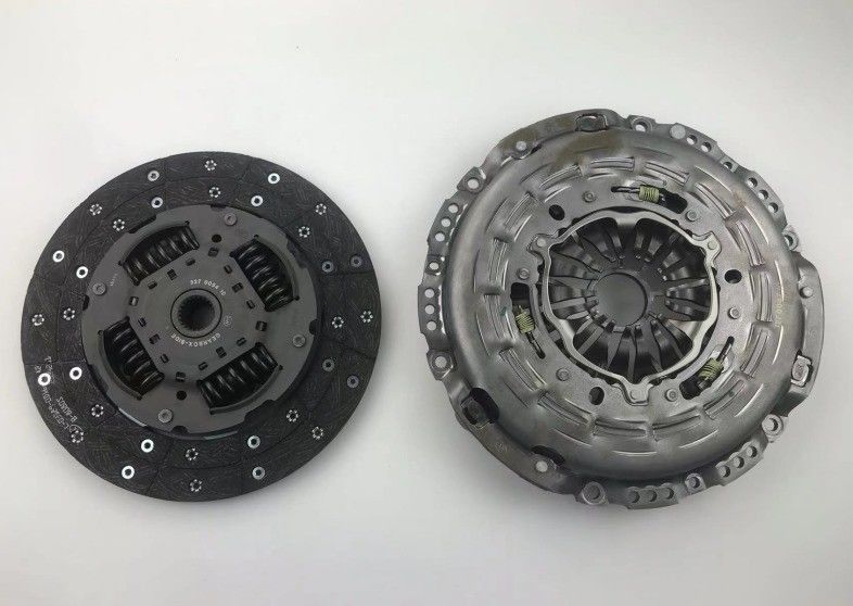 Competitive With Auto Spare Parts Clutch Four-piece Set for TRANSIT BUS Part No BK3Q97540-BB