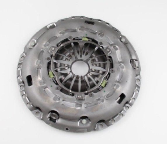 Auto Spare Parts LUK Clutch Assembly for Car OEM 6243264350 TT Western Union PayPal MoneyGram Guarantee