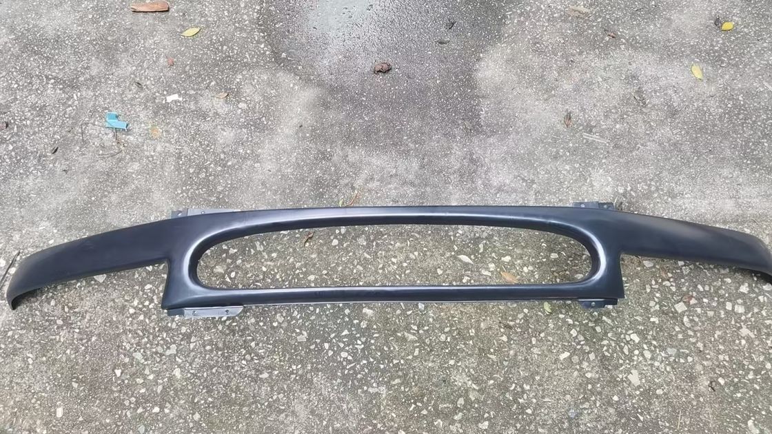 Traverse centrale avant de châssis Ford Transit 95VB-8150-AFXW 20.5x16.5x15.5cm