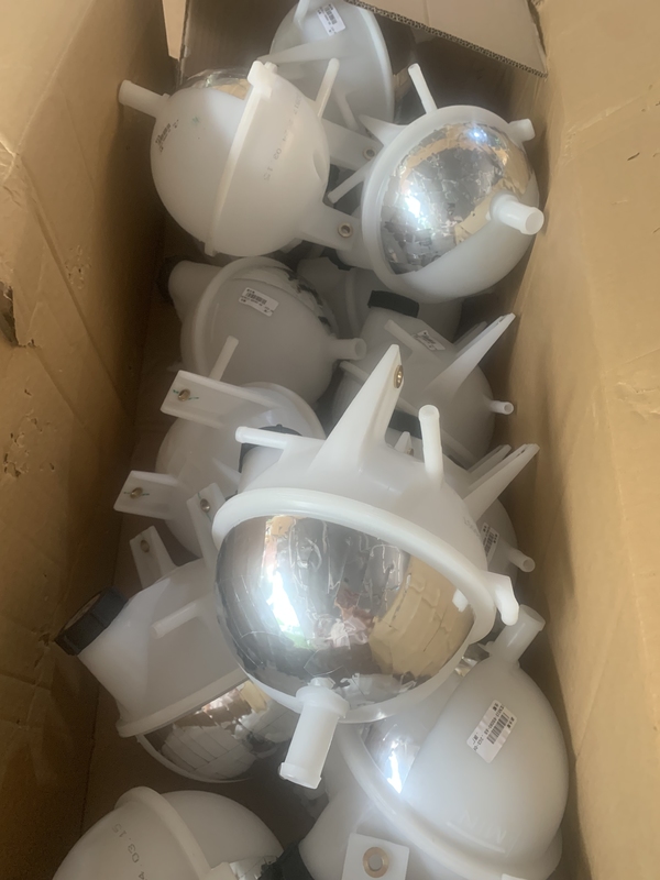 Original Factory OEM CNH15-8B080-AB Auxiliary Water Tank for Ford Transit with 12 Months Warranty